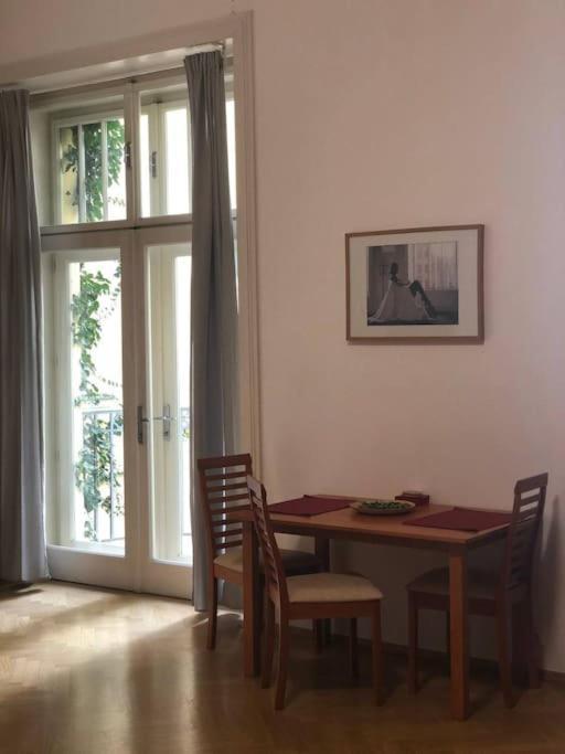 Exclusive Unique Apartments - Prague Central Екстер'єр фото